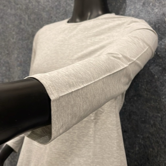 NEW Pure J Jill WOMENS LARGE PETITE Gray Stretch Long-Sleeve Shirttail Tee Shirt - Picture 6 of 16